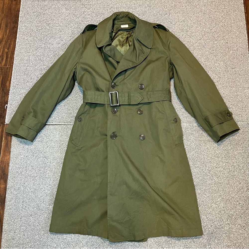 Vintage Vietnam Lined Trench Coat US Army Military Issued Green Small Short